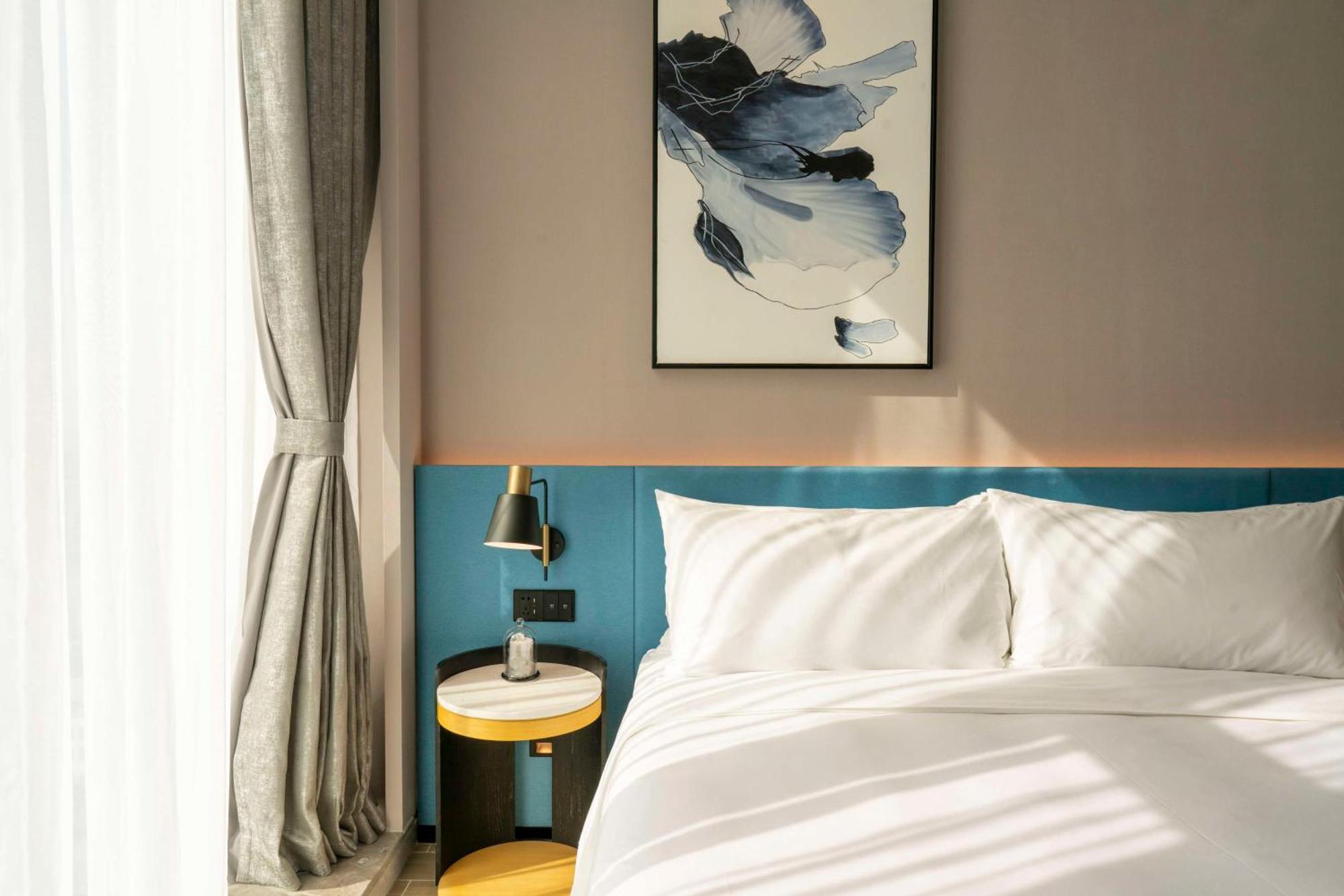Hilton Garden Inn Shenzhen Airport,Enjoy 24-Hour One Way Free Delivery From Hotel To Shenzhen Baoan Airport On The Hour Eksteriør billede