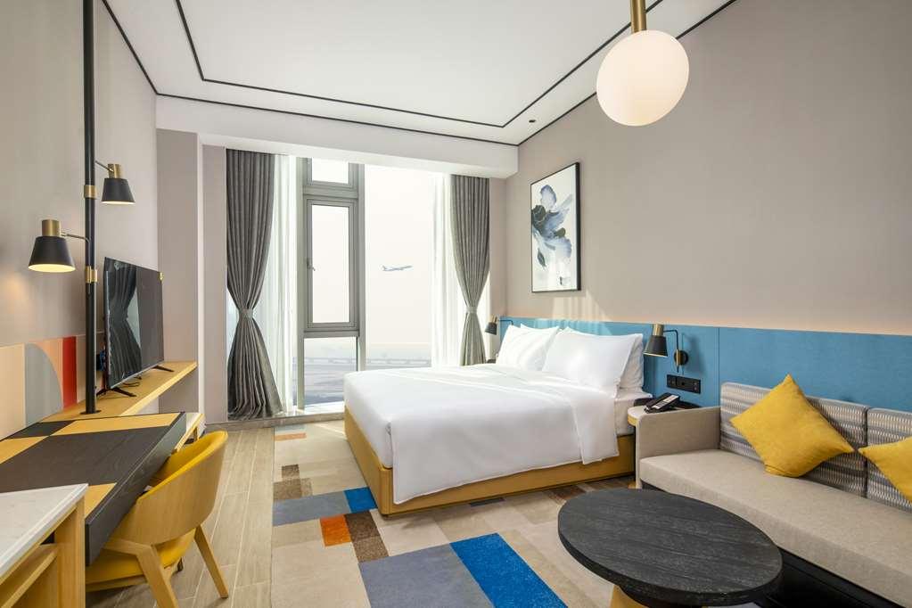 Hilton Garden Inn Shenzhen Airport,Enjoy 24-Hour One Way Free Delivery From Hotel To Shenzhen Baoan Airport On The Hour Værelse billede