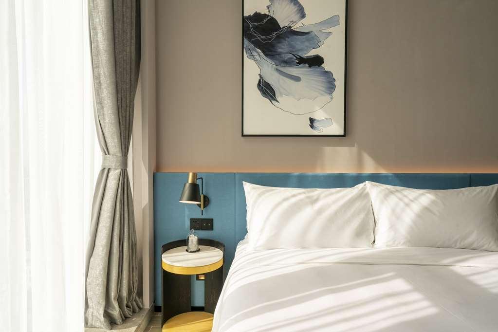 Hilton Garden Inn Shenzhen Airport,Enjoy 24-Hour One Way Free Delivery From Hotel To Shenzhen Baoan Airport On The Hour Værelse billede